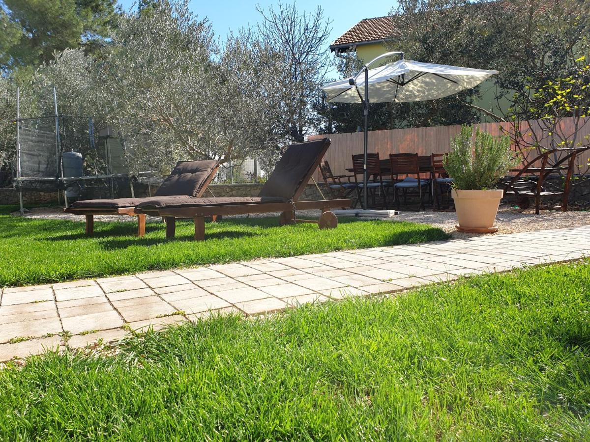 Fyaka Loft Apartments Vodice Luaran gambar