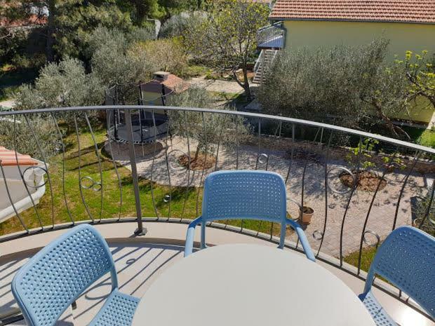Fyaka Loft Apartments Vodice Luaran gambar