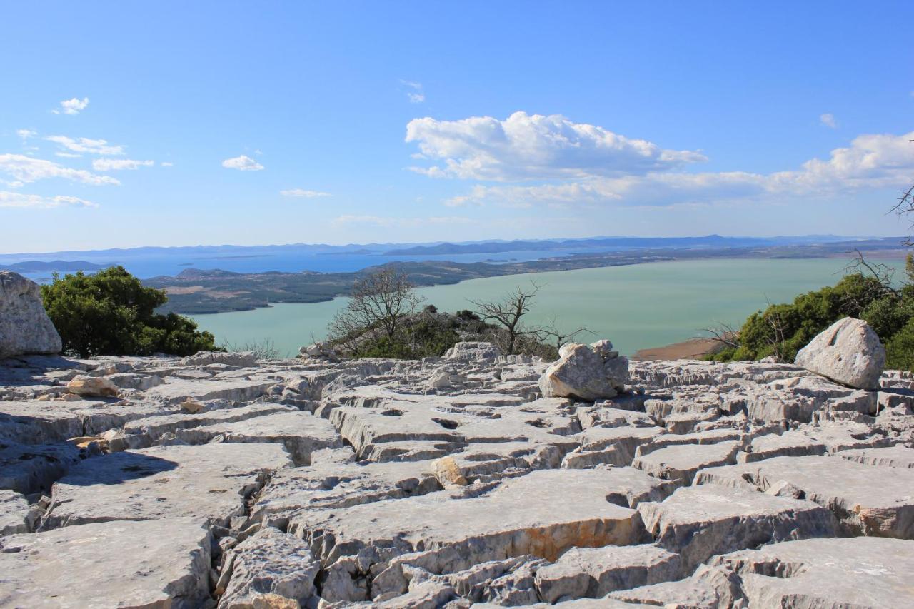 Fyaka Loft Apartments Vodice Luaran gambar